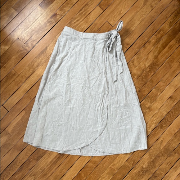 J. Crew Dresses & Skirts - J. Crew Light Gray A-Line Wrap Skirt
